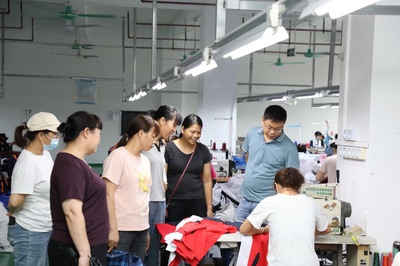 “點對點”送工服務，為來賓易地搬遷群眾鋪就就業增收路